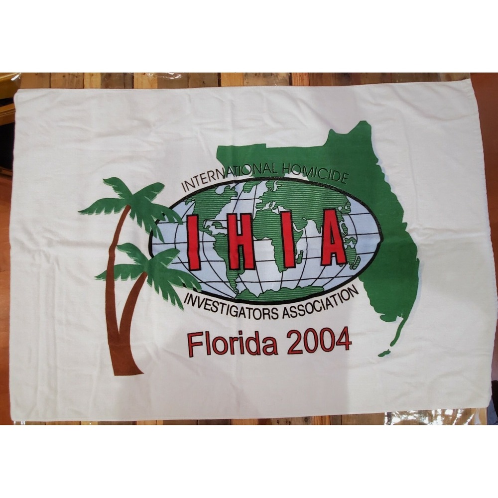 International Homicide Investigator's Association 2004 Conference Beach‎ Towel